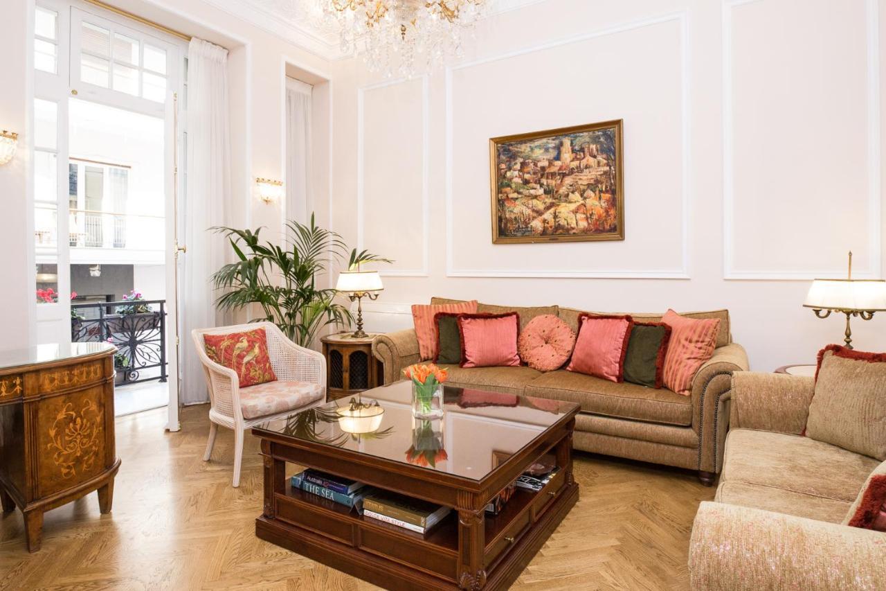 The Rare Luxury Gem Near Syntagma, Kolonaki Square Apartment Athens Exterior photo