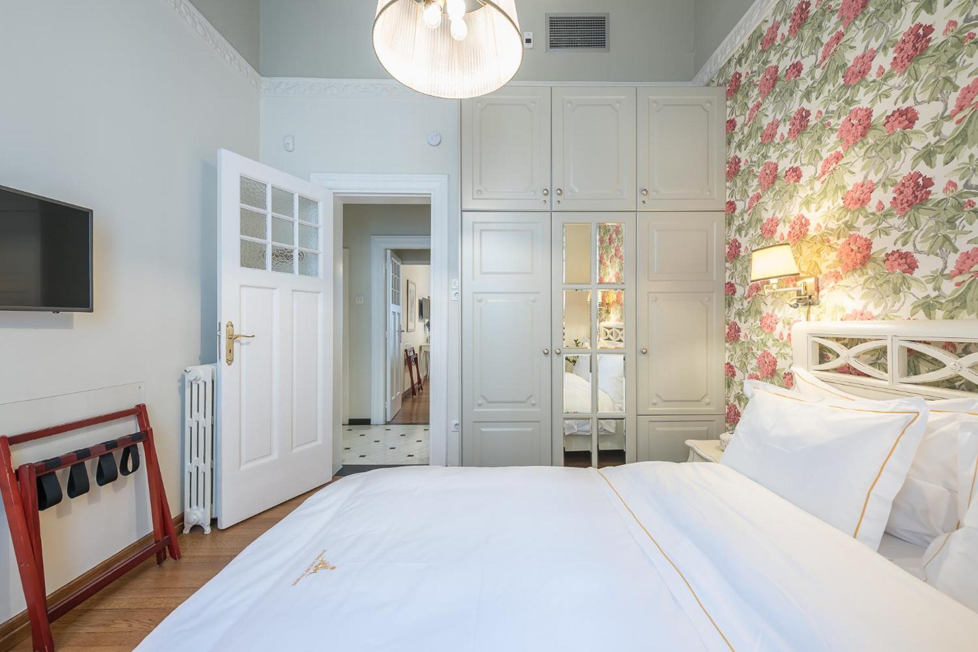The Rare Luxury Gem Near Syntagma, Kolonaki Square Apartment Athens Exterior photo