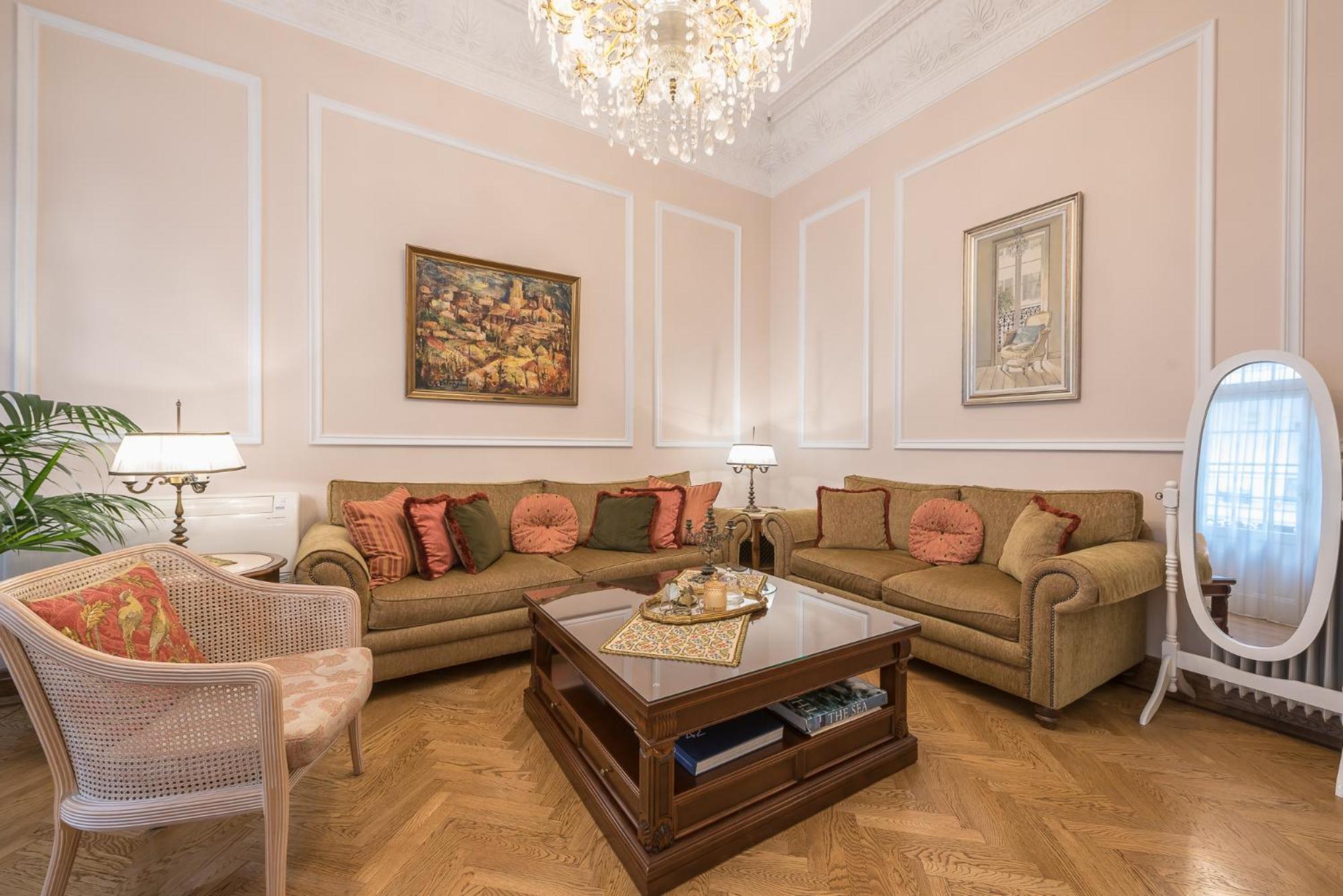 The Rare Luxury Gem Near Syntagma, Kolonaki Square Apartment Athens Exterior photo