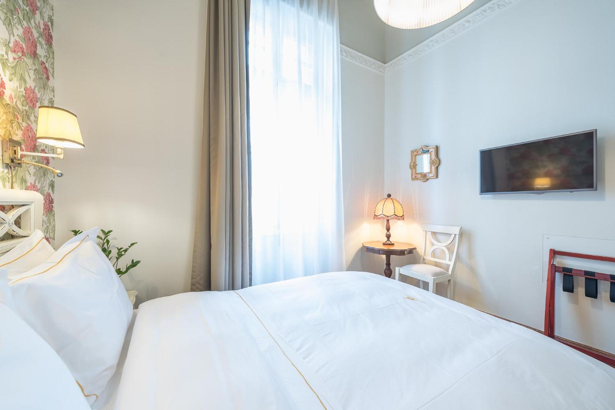 The Rare Luxury Gem Near Syntagma, Kolonaki Square Apartment Athens Exterior photo